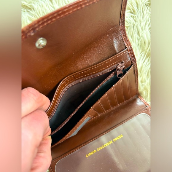 Genuine leather wallet. - Picture 3 of 6